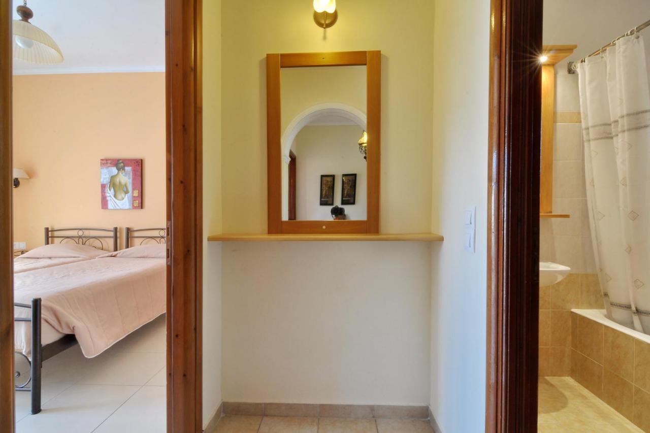 Marilena Studios And Apartments Палеокастрица Екстериор снимка