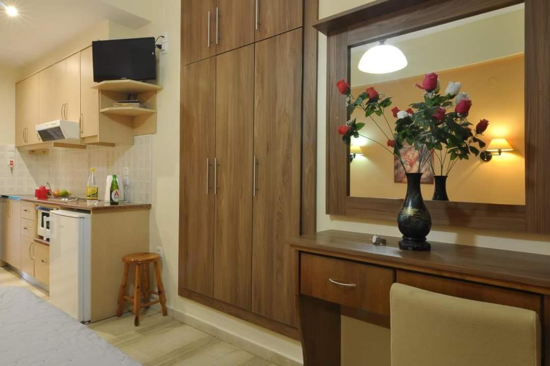 Marilena Studios And Apartments Палеокастрица Екстериор снимка
