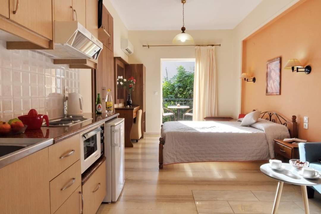 Marilena Studios And Apartments Палеокастрица Екстериор снимка