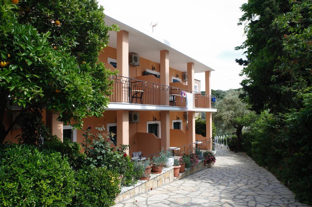 Marilena Studios And Apartments Палеокастрица Екстериор снимка