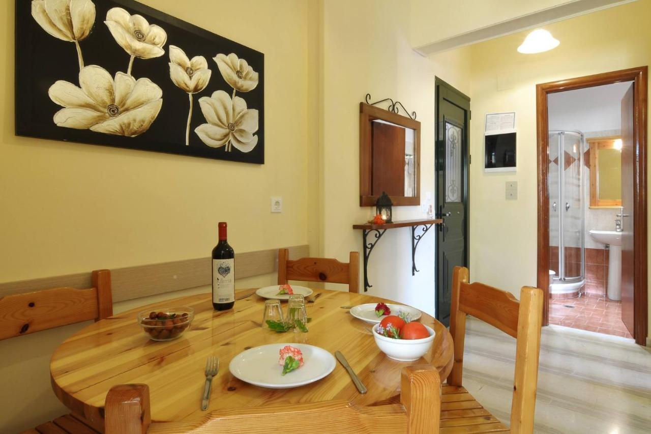 Marilena Studios And Apartments Палеокастрица Екстериор снимка